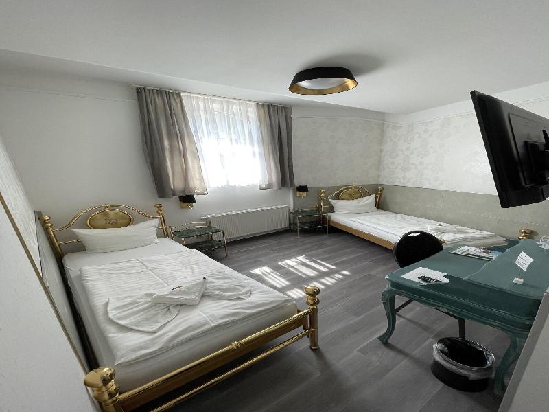 Hotel Garni Hennesburg image