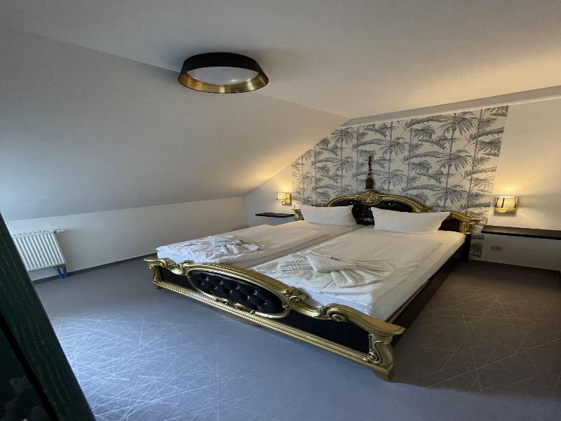Hotel Garni Hennesburg image