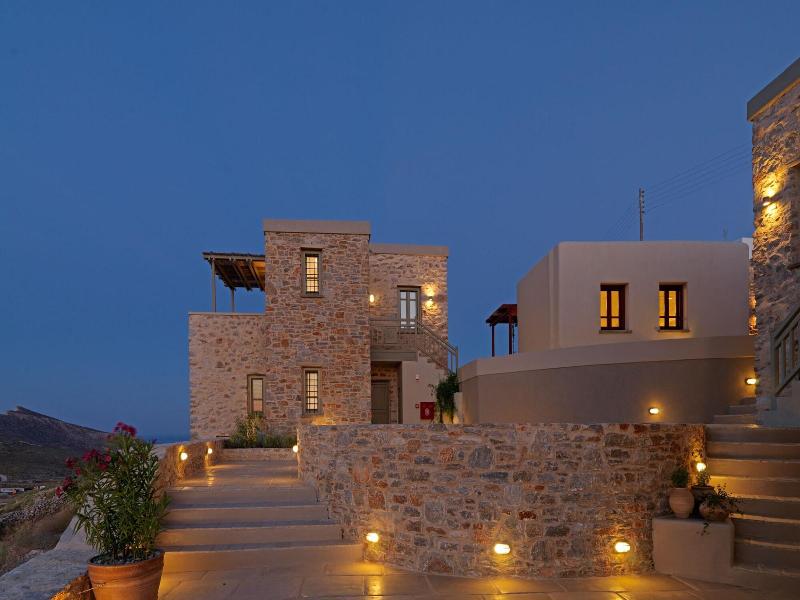 Themonies Luxury Suites image