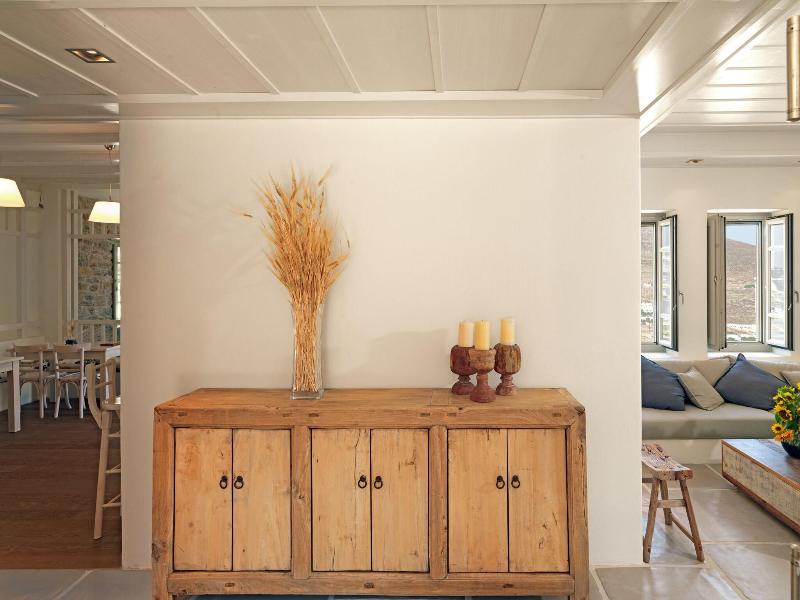 Themonies Luxury Suites image