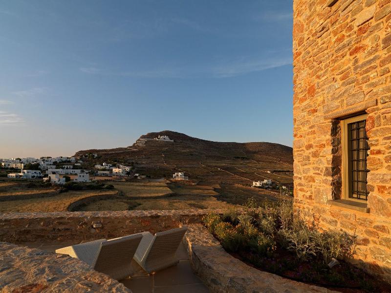 Themonies Luxury Suites image