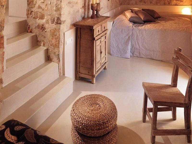 Themonies Luxury Suites image
