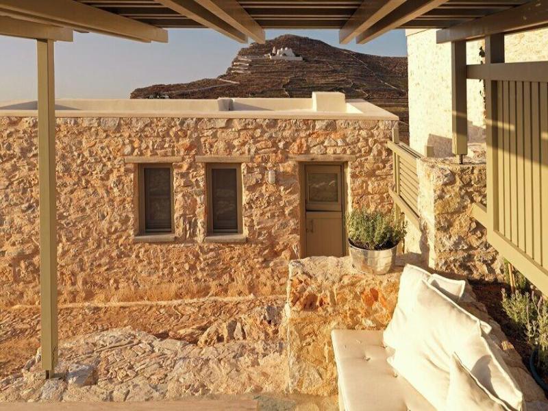Themonies Luxury Suites image