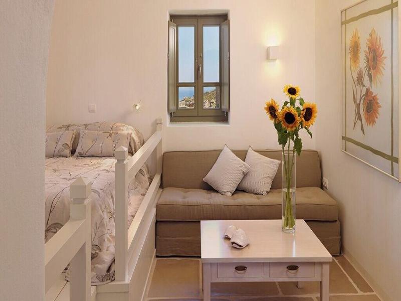 Themonies Luxury Suites image