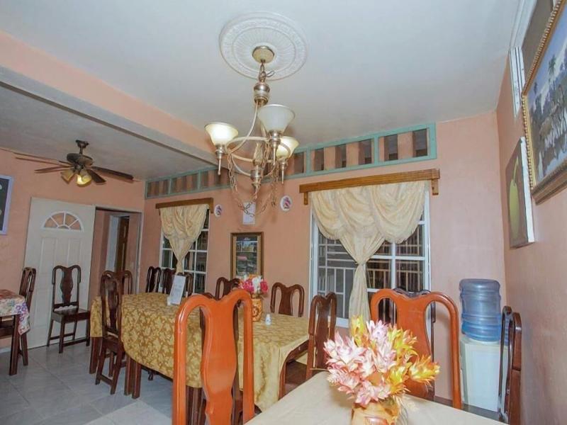 La Belle Maison Milot image