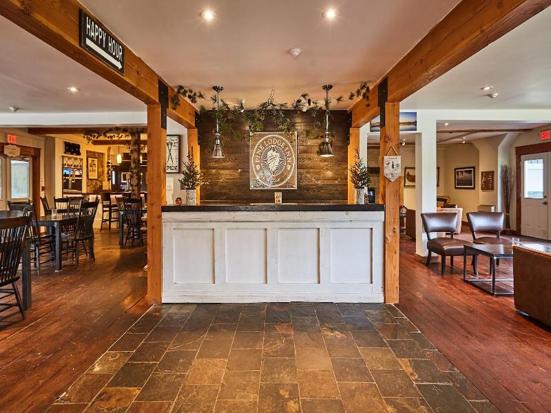 3 Pines Lodge Muskoka image