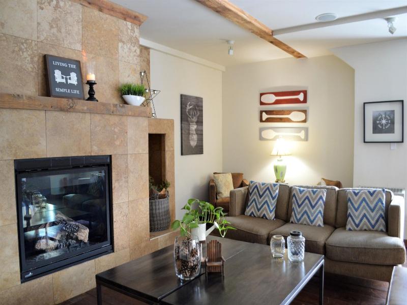 3 Pines Lodge Muskoka image