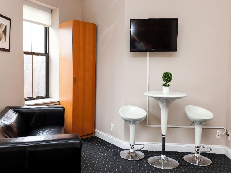 Maverick Suites At 400 Columbus Ave image
