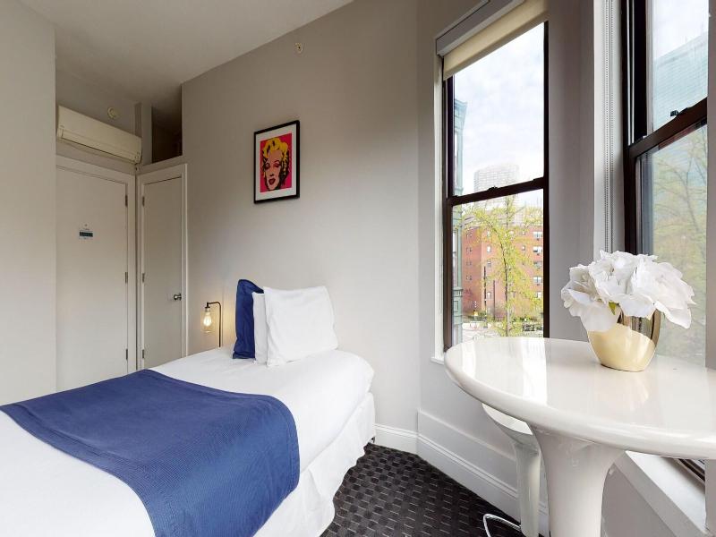 Maverick Suites At 400 Columbus Ave image