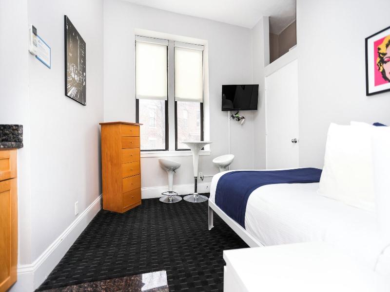 Maverick Suites At 400 Columbus Ave image