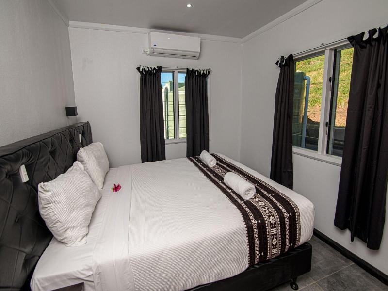 Dua Dua Beach Resort image