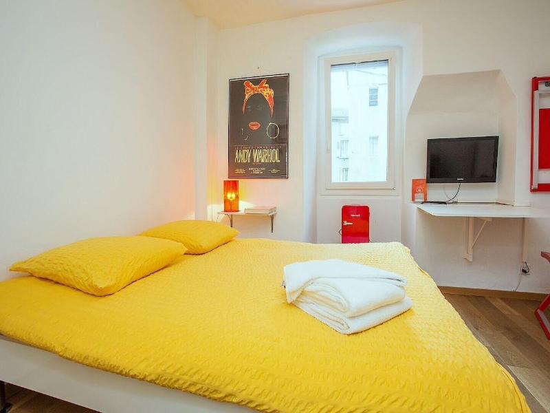 Midi Guestrooms image