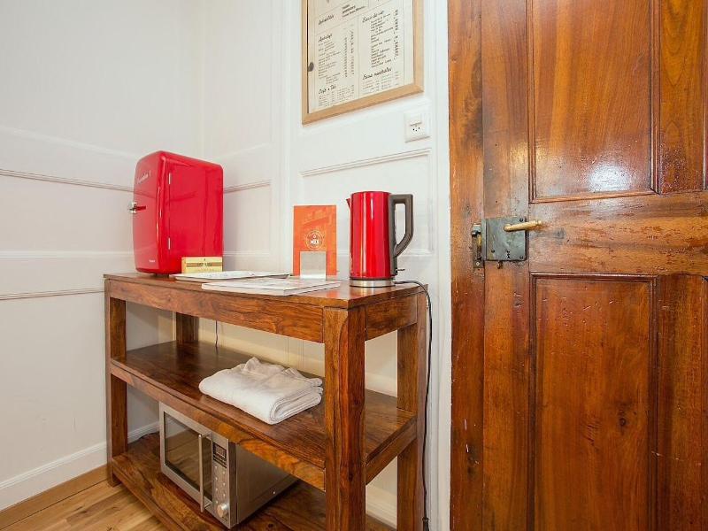 Midi Guestrooms image