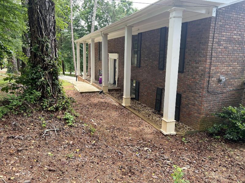 Urban Lake House image