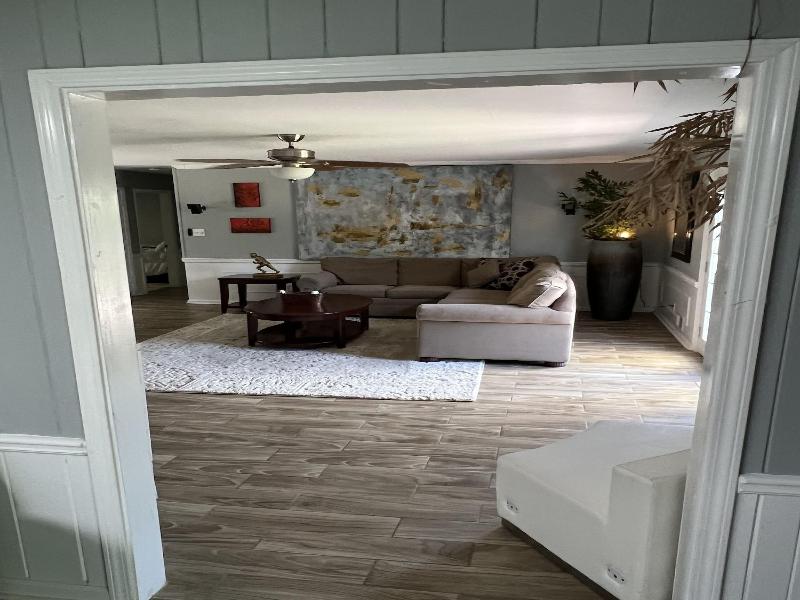 Urban Lake House image