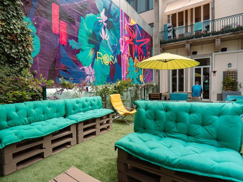 Rosalma Hostel image