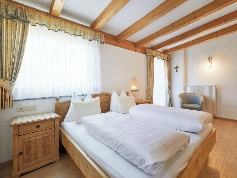 Mineralienhotel Natznerhof image