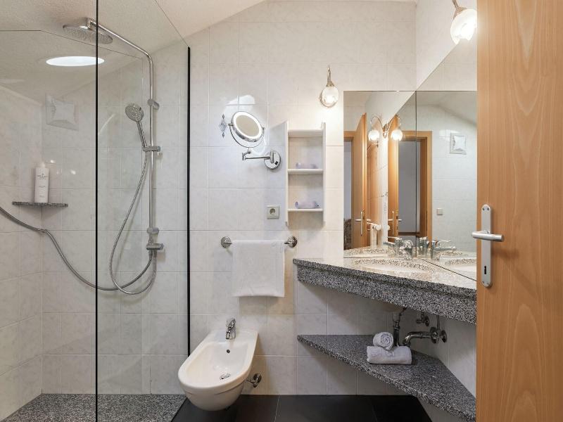 Mineralienhotel Natznerhof image