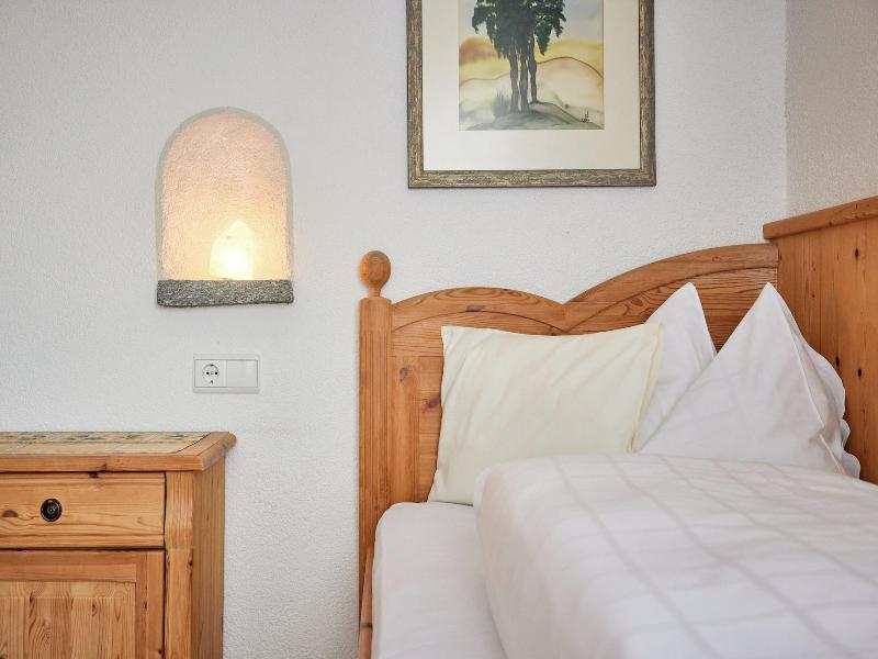 Mineralienhotel Natznerhof image
