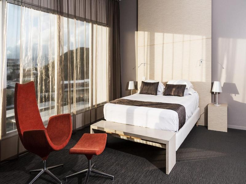 L Hotel Du Centre image