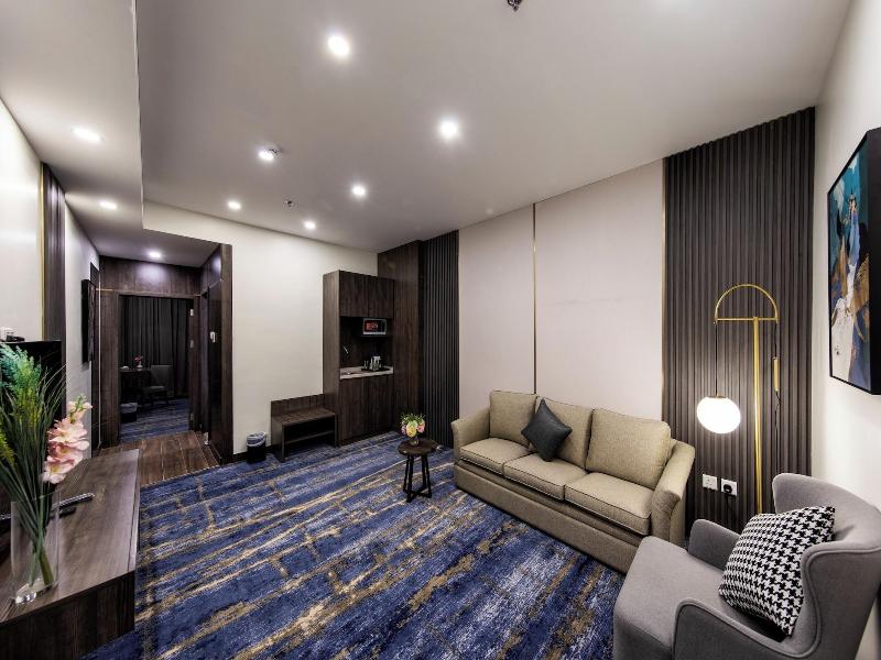Lily Hotel Suite Hofuf — view