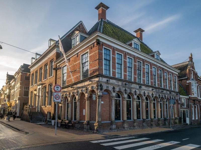 Hotel Corps De Garde image