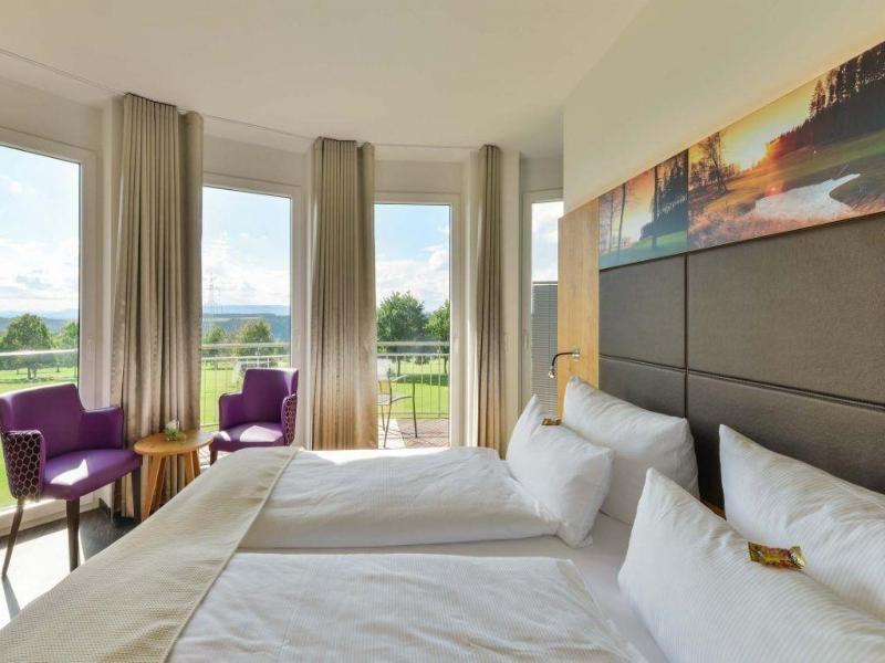 Hotel Golfrestaurant Gut Wissmannshof — view