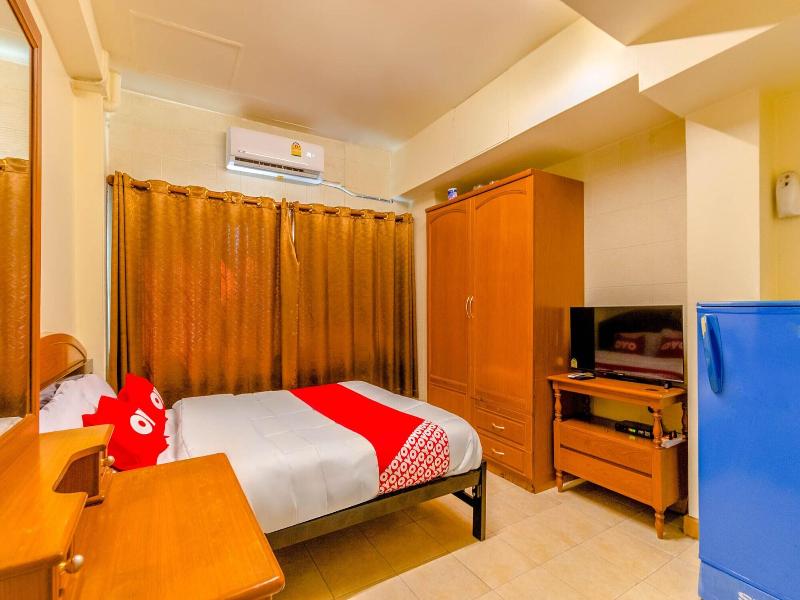 Oyo 583 Sweethome Guest House image