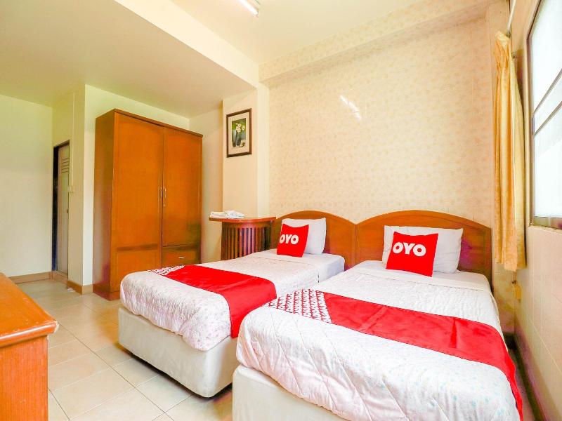 Oyo 583 Sweethome Guest House image