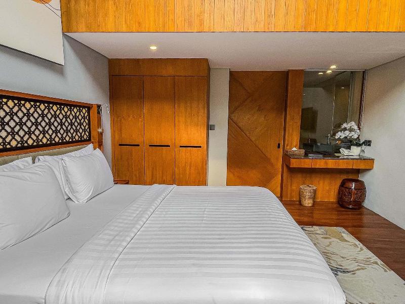 Kayumas Seminyak Resort image