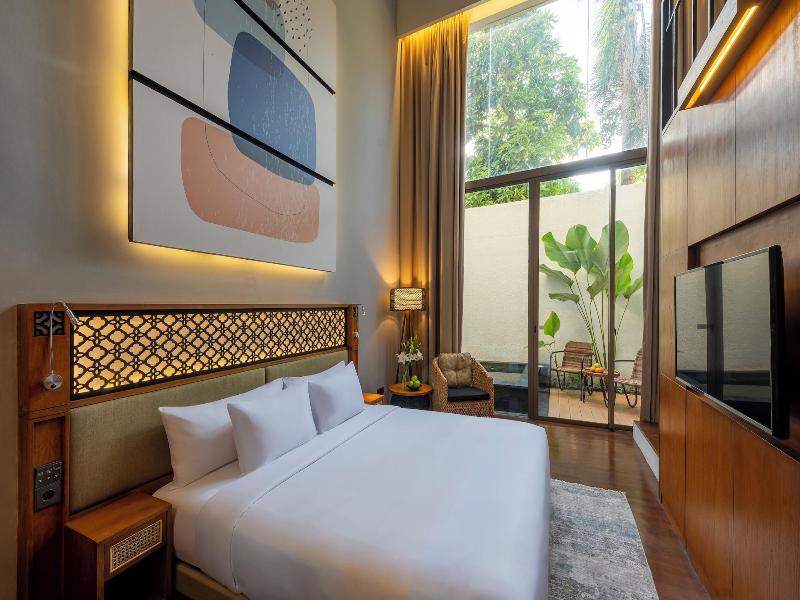 Kayumas Seminyak Resort image