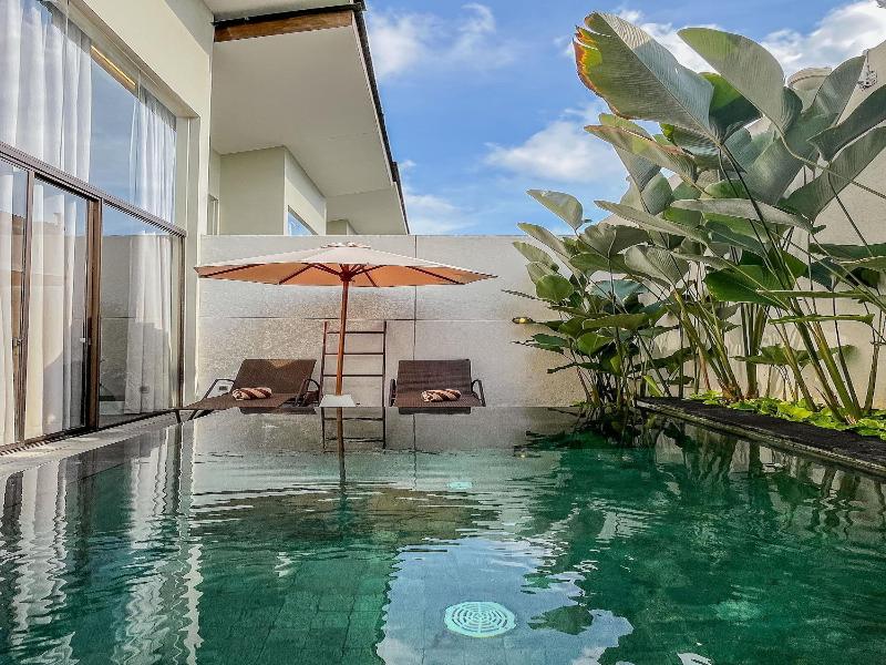 Kayumas Seminyak Resort image