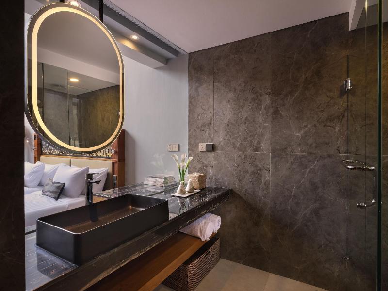 Kayumas Seminyak Resort image