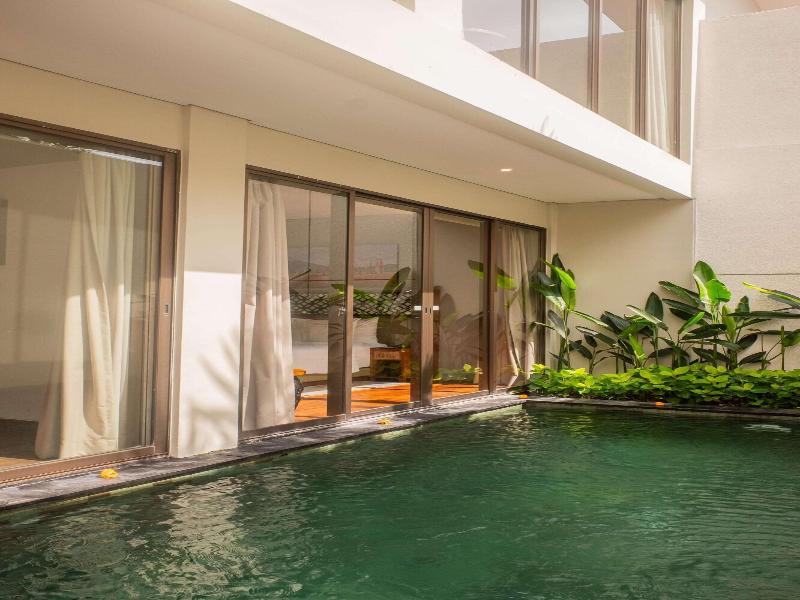 Kayumas Seminyak Resort image