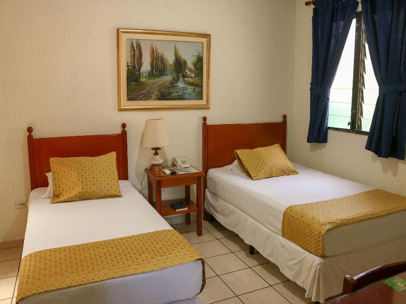 Hotel Villa Serena Escalon image
