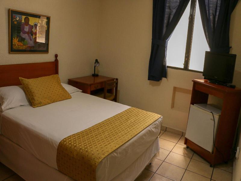 Hotel Villa Serena Escalon image