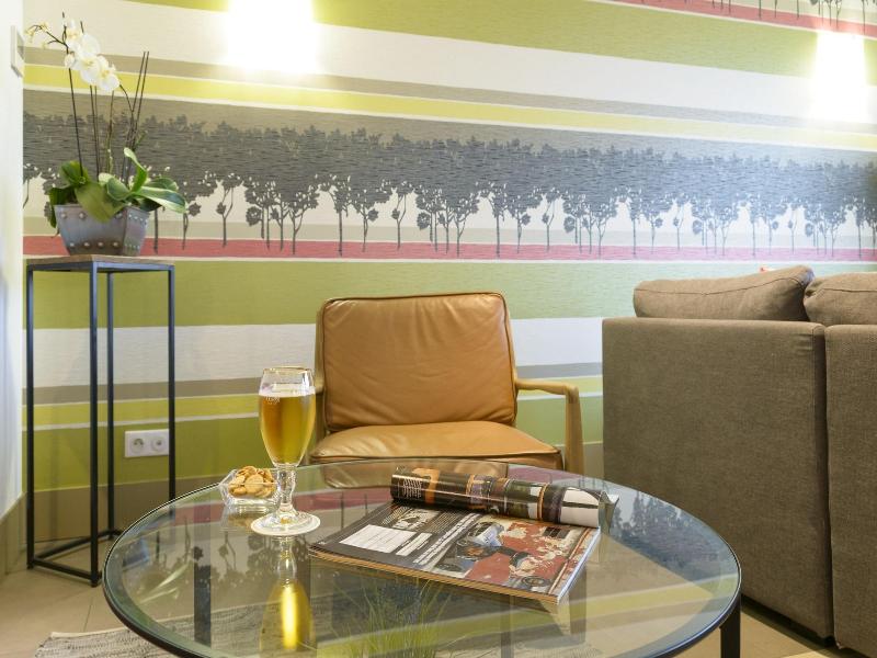 Brit Hotel Reims Croix Blandin image