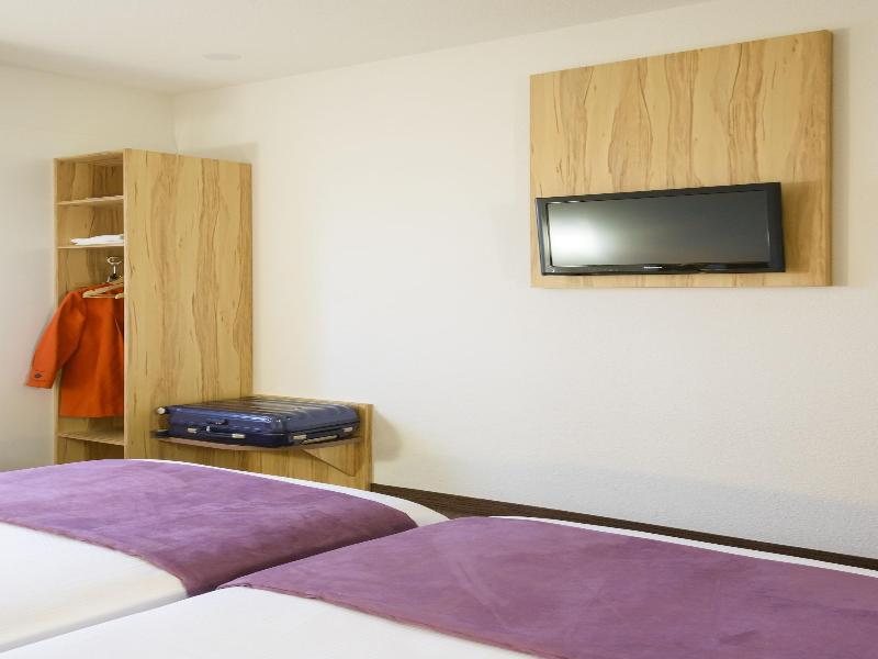 Brit Hotel Reims Croix Blandin image