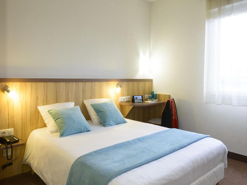 Brit Hotel Reims Croix Blandin image