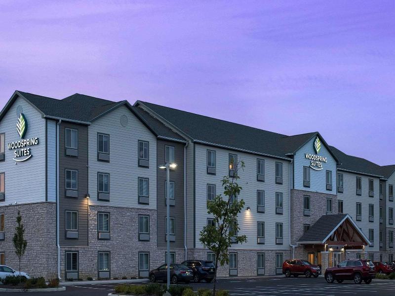 Woodspring Suites Cherry Hill image