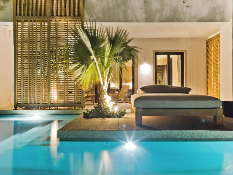 Almi Luxury Rooms image