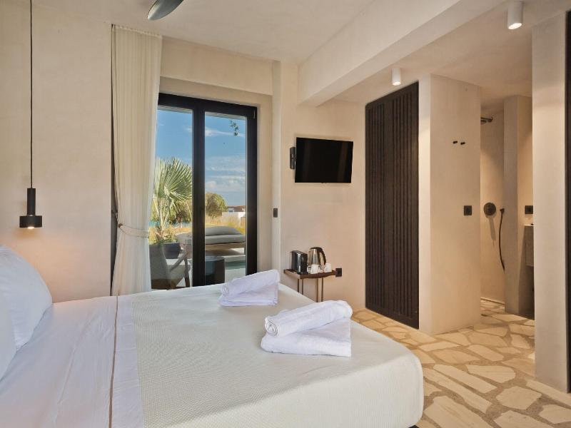 Almi Luxury Rooms image
