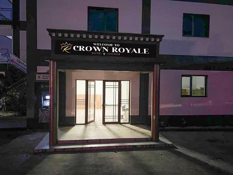 Crown Royale Hotel Lounge image