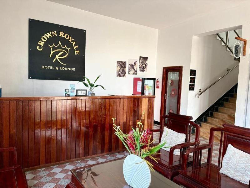 Crown Royale Hotel Lounge image