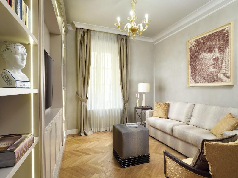 Palazzo Portinari Salviati image