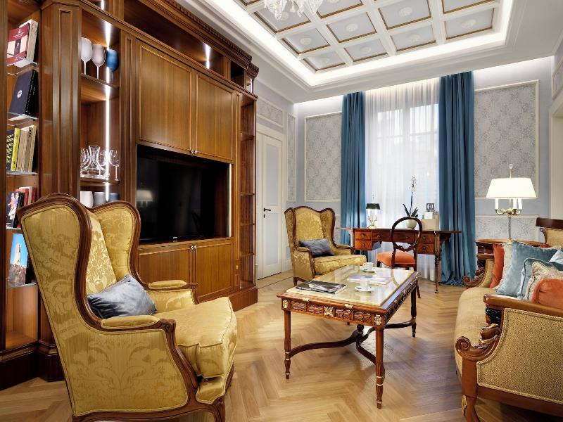 Palazzo Portinari Salviati image