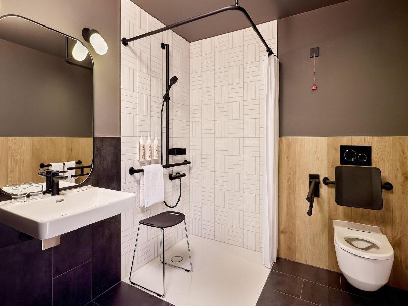 Moxy Luxembourg Airport image