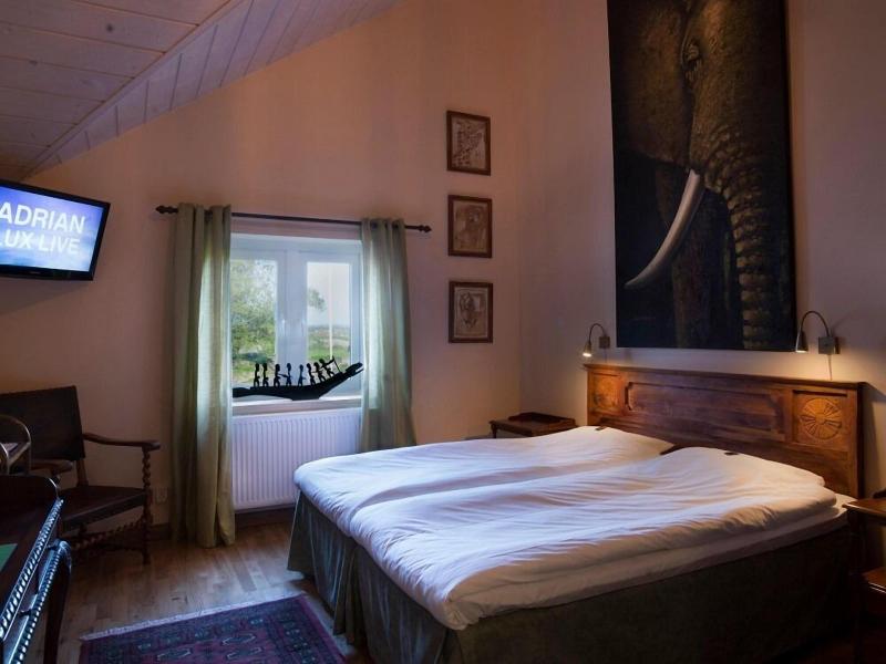Lydinge Resort image
