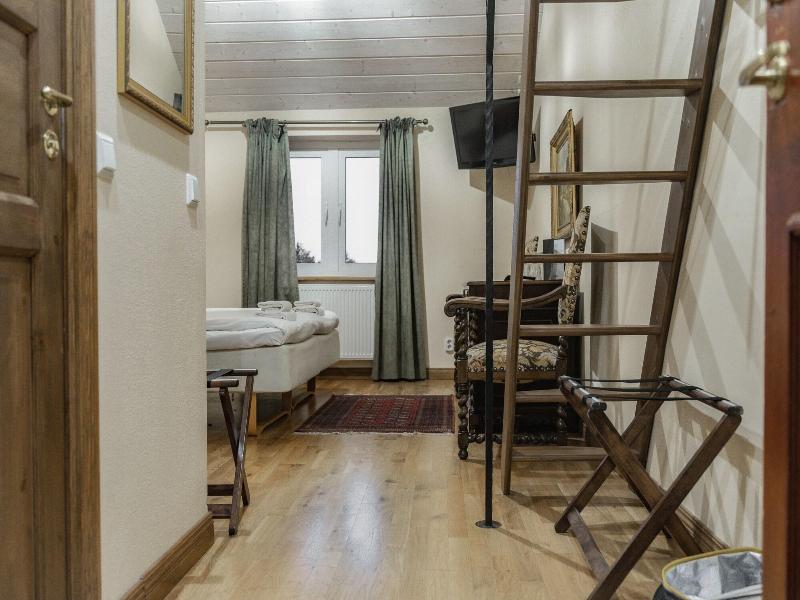Lydinge Resort image