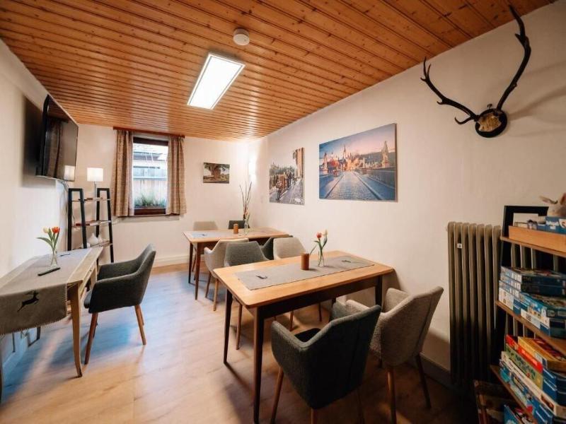 Lowen Hotel Restaurant image